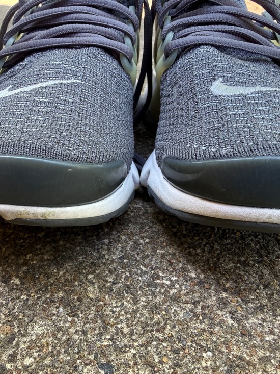 RARE Nike Air Presto Flyknit Ultra - Men\'s Size 7 - Women\'s 8.5 - 835570 main image 4